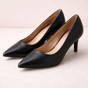 Women’s Black Pointed Toe Pumps Size 10 Mid Heel Classic Dress Shoes